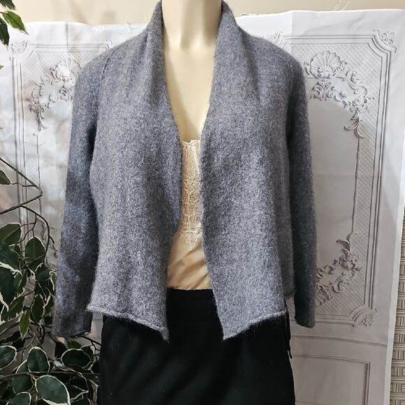 Cynthia Rowley 2- ply Cashmere Gray Open Front Cropped Cardigan Large - Picture 2 of 9